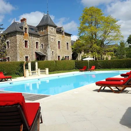 Szálloda & De La Bretesche 5*