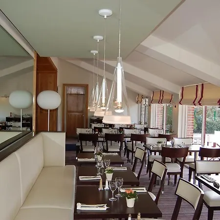 & De La Bretesche 5*