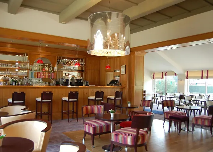 & De La Bretesche Missillac