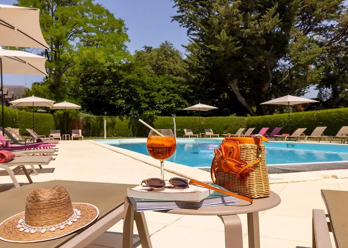 & De La Bretesche 5*