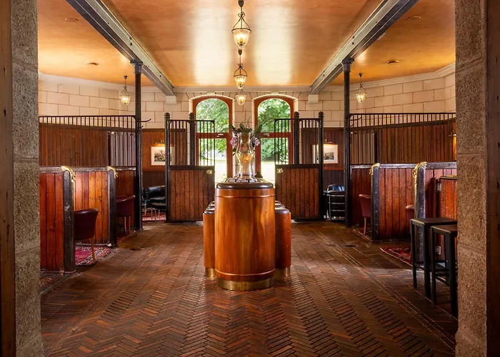 Hotel & De La Bretesche