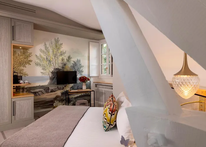 Hotel & De La Bretesche