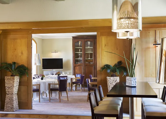 Hotel & De La Bretesche 5*