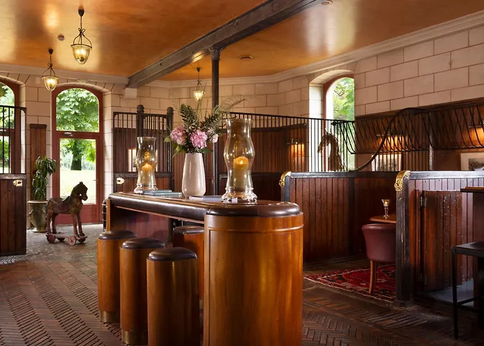 & De La Bretesche Hotel